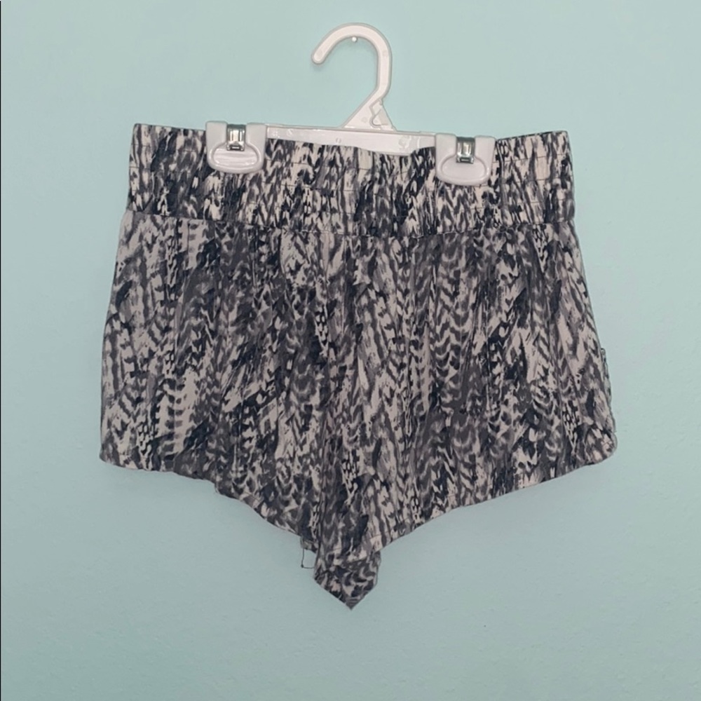 Shorts - Picture 2 of 2